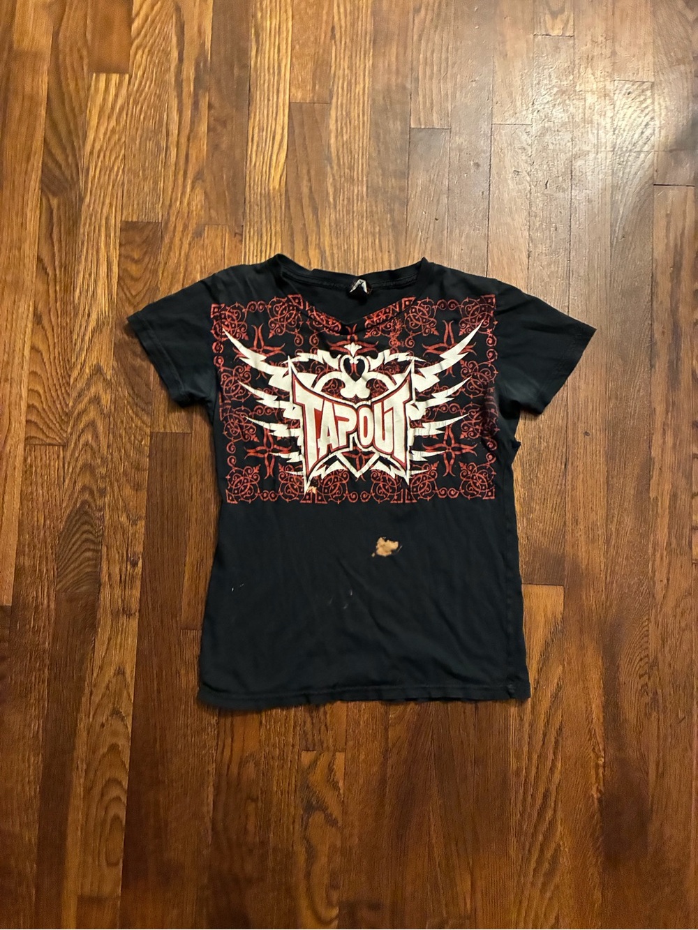 Vintage tap out women’s shirt size small